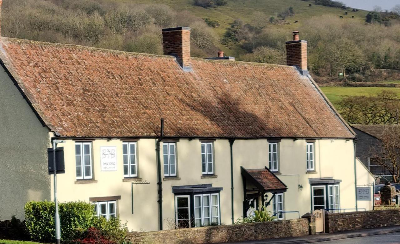 Old Manor House Bed & Breakfast Axbridge Exterior photo