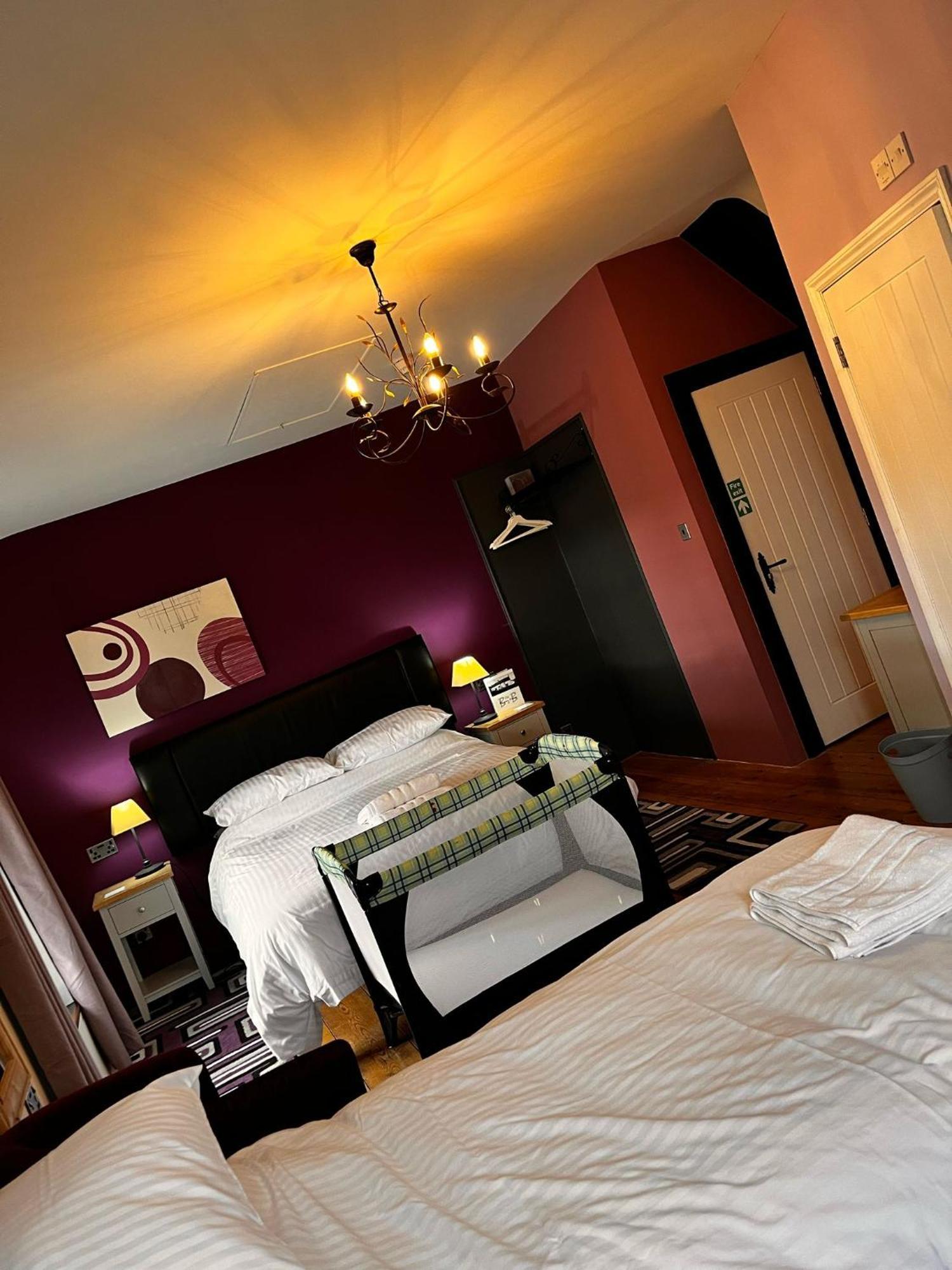 Old Manor House Bed & Breakfast Axbridge Exterior photo